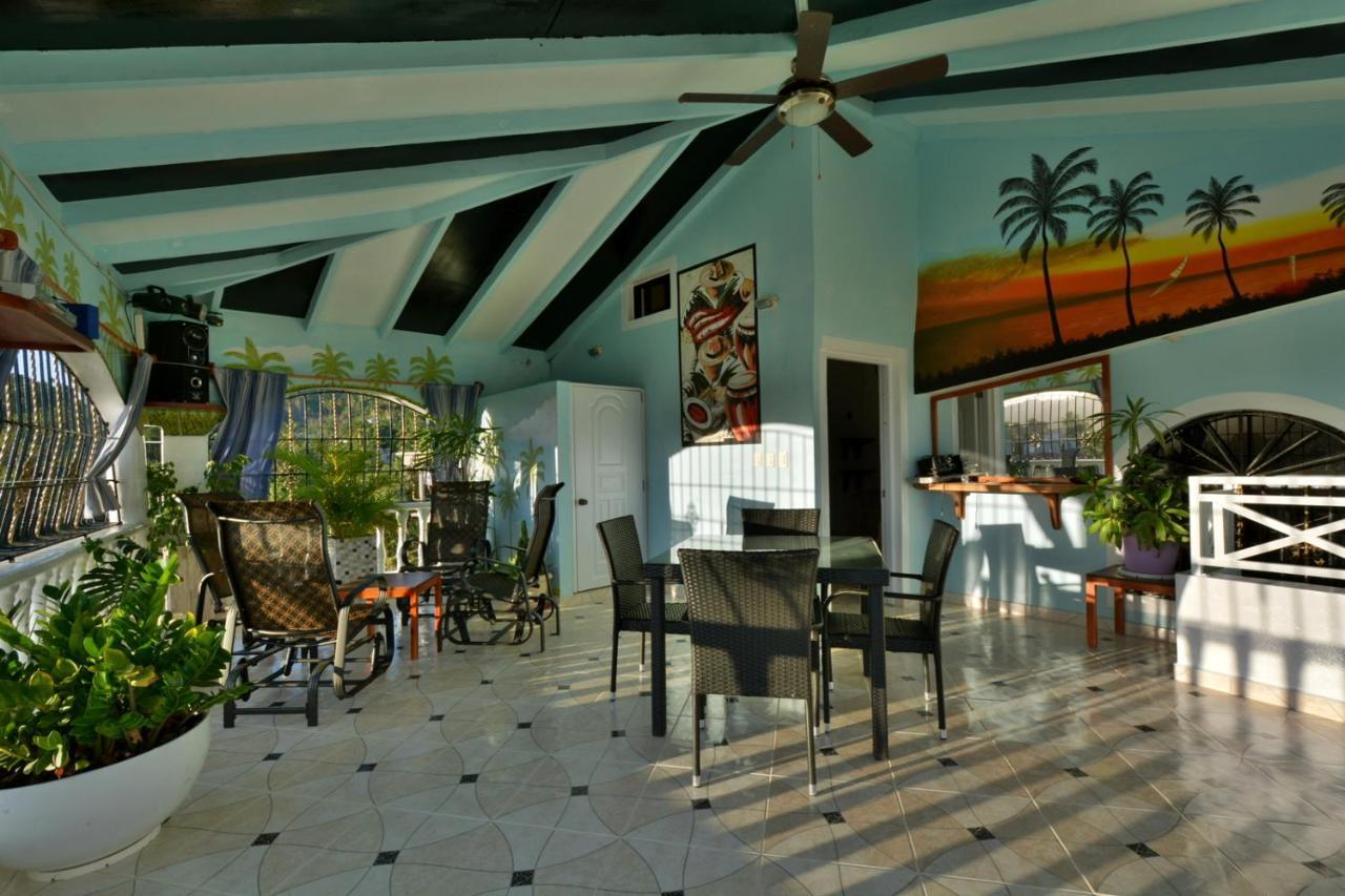 Villa Alegria Samana Exterior photo